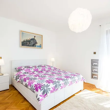 Апартаменты Near Opatija Кастав